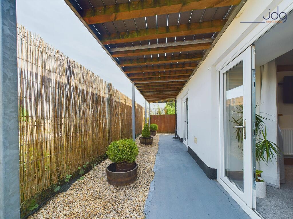 Rear ground floor yard