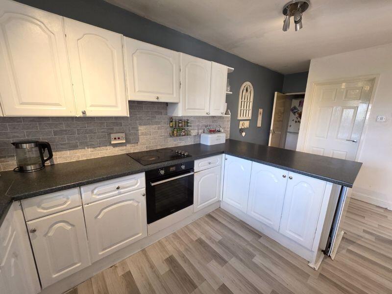 Kitchen Additional Image