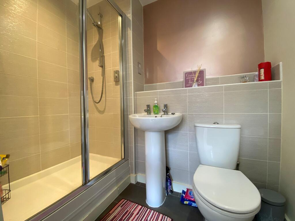 En-suite Bathroom