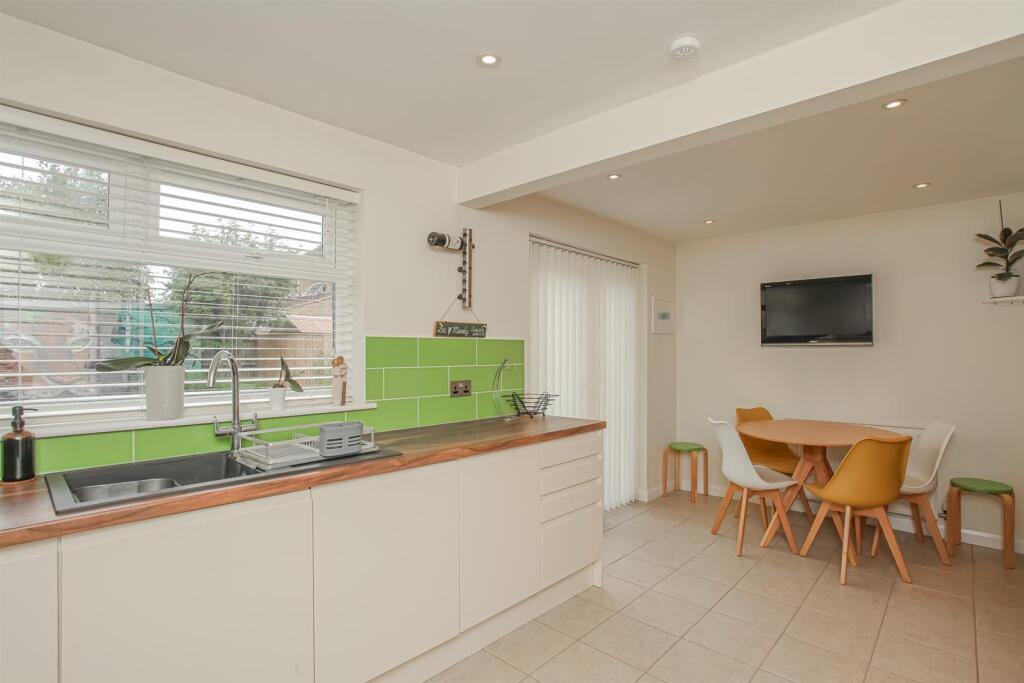 Kitchen and Dining Area.jpg