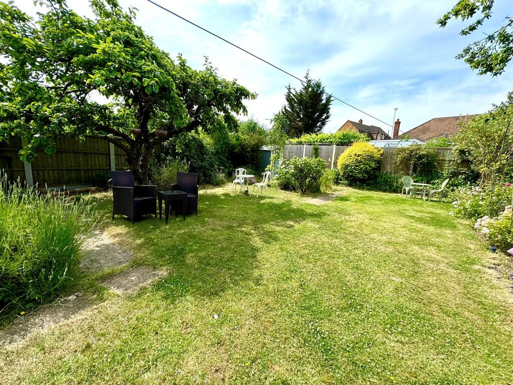 10 Glastonbury ch...