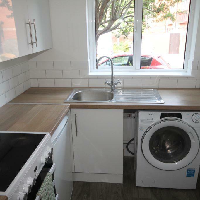 kitchen resize 1.jpg