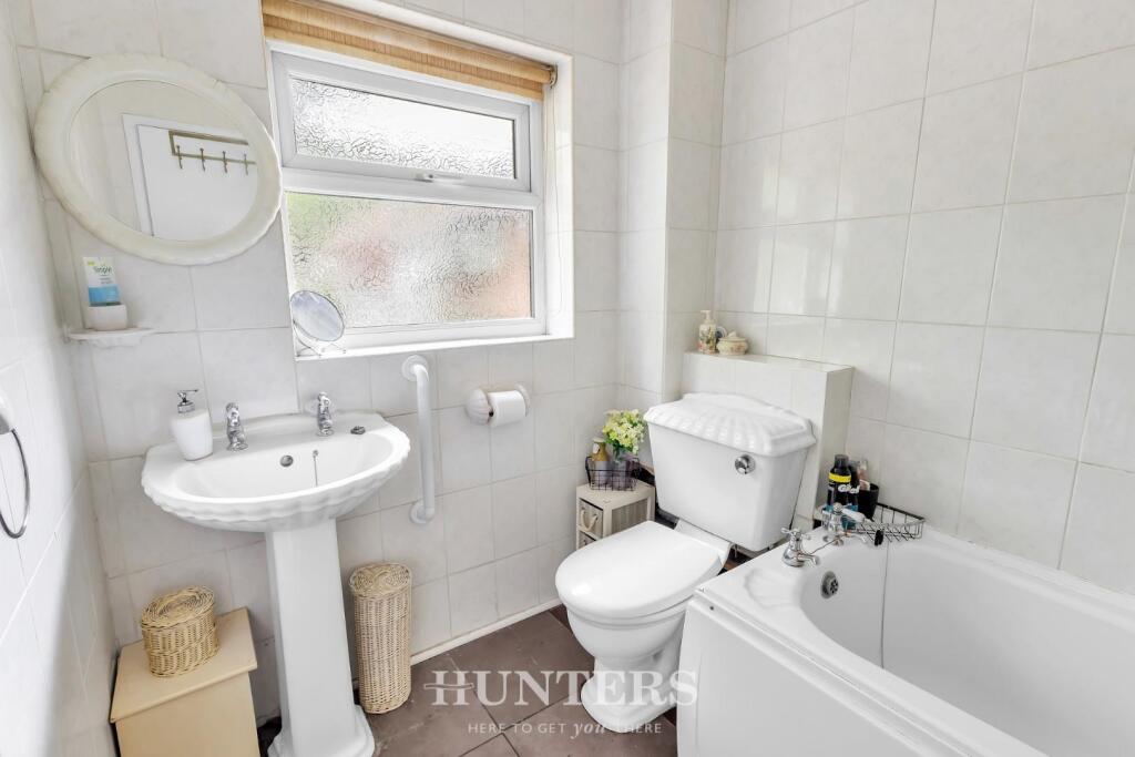 Croft Gates Road (15).jpg