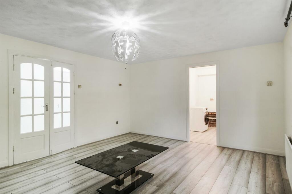 4 Hawarden Hill - oz3G7h5kAPHR8jR4qEPb.jpg