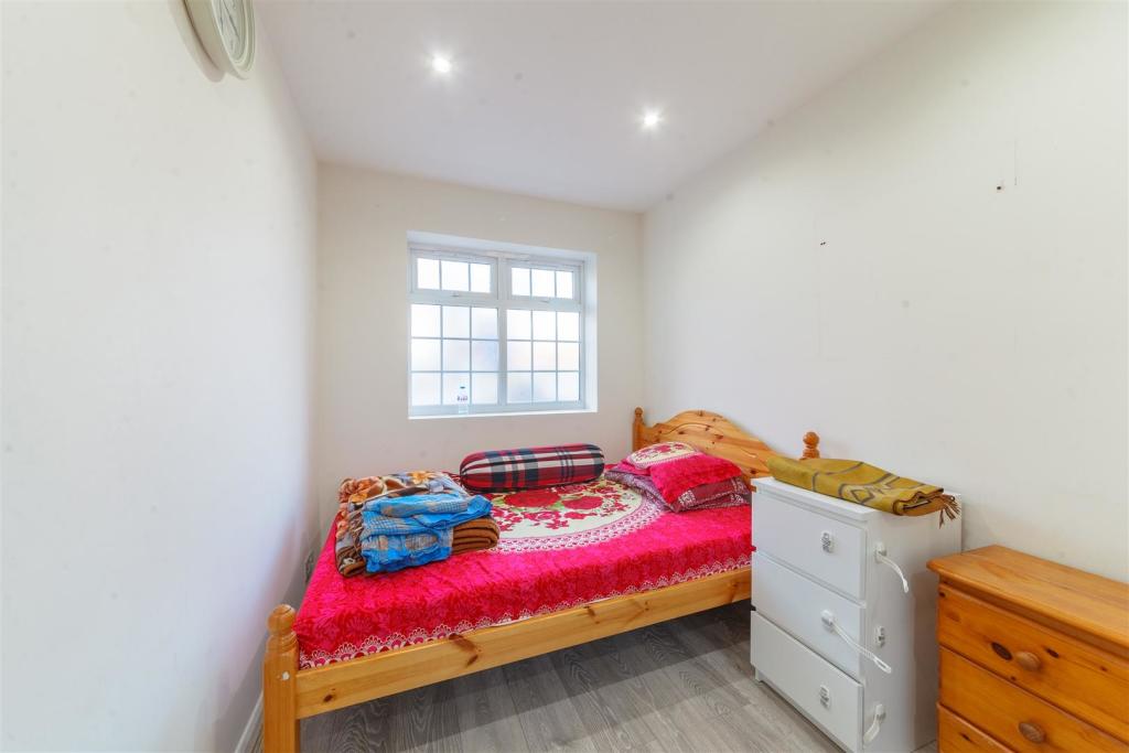 EustaceRd_EastHam_E63NE (32).jpg