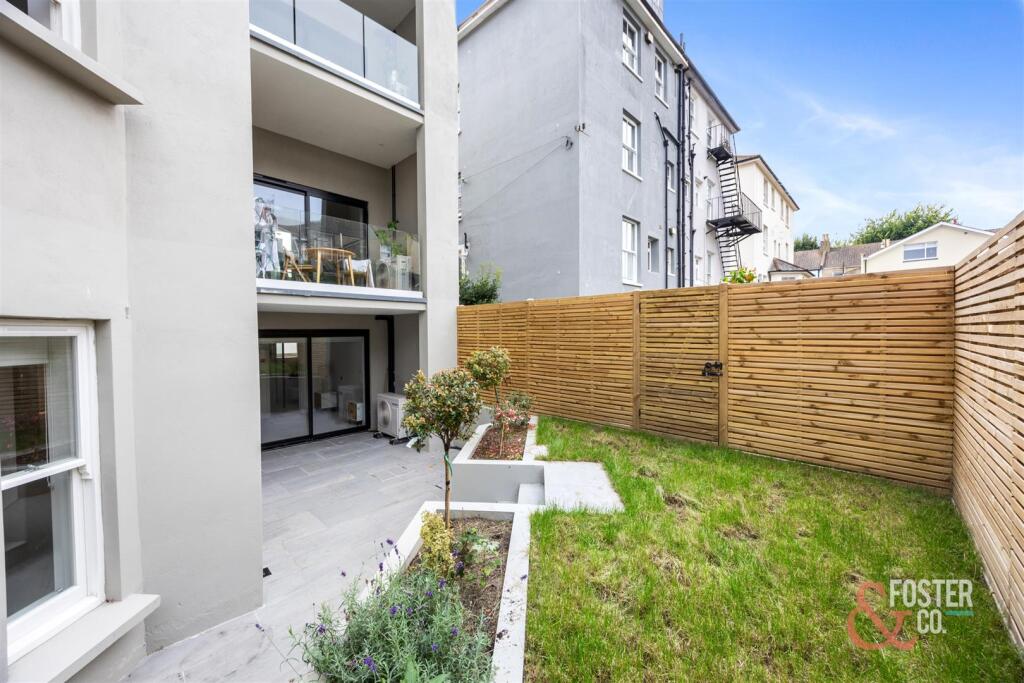 Clarendon Villas, 51, 1-006.jpg