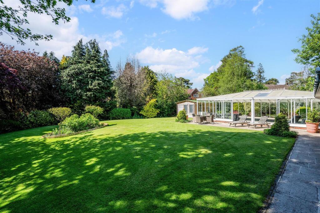 WHISTLER HOUSE EXTERNALS  (23).jpg