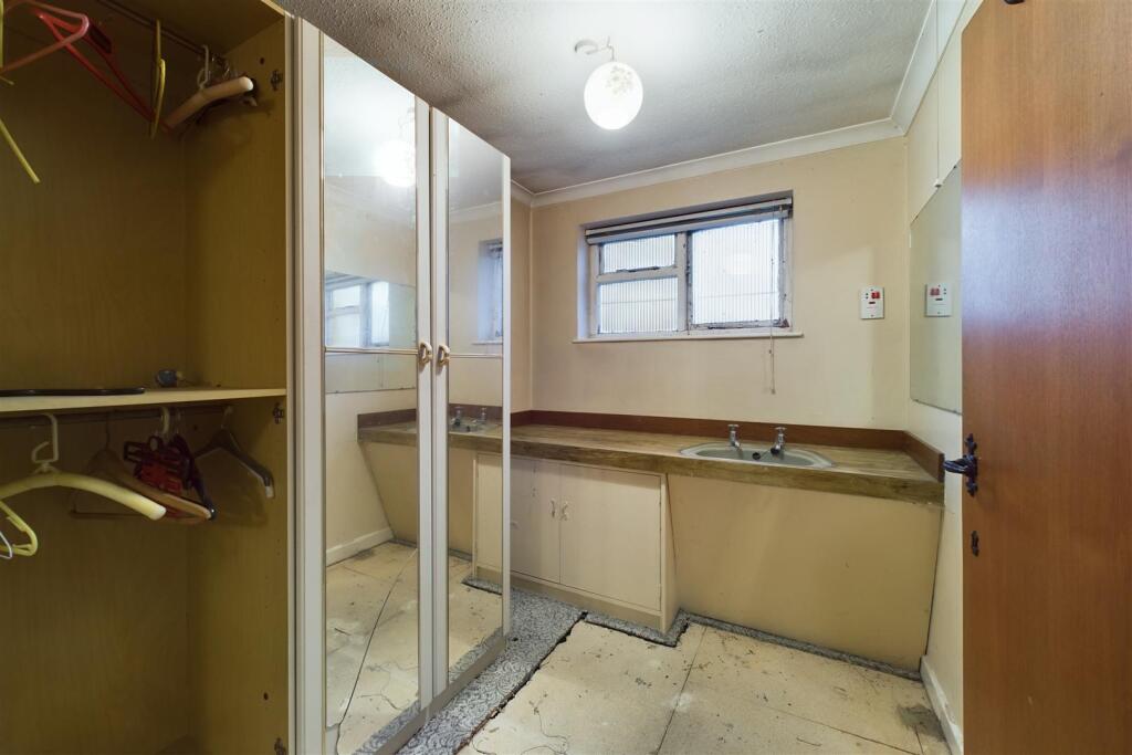 Malvern House, Bridgwater Road East Brent, Highbri