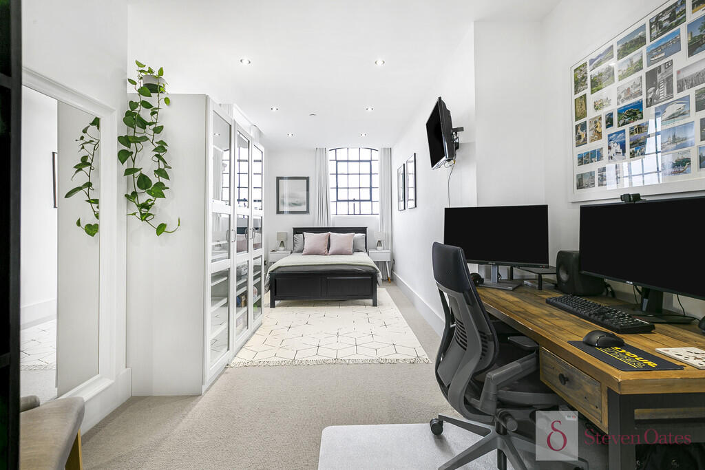 24_38213_watermar...