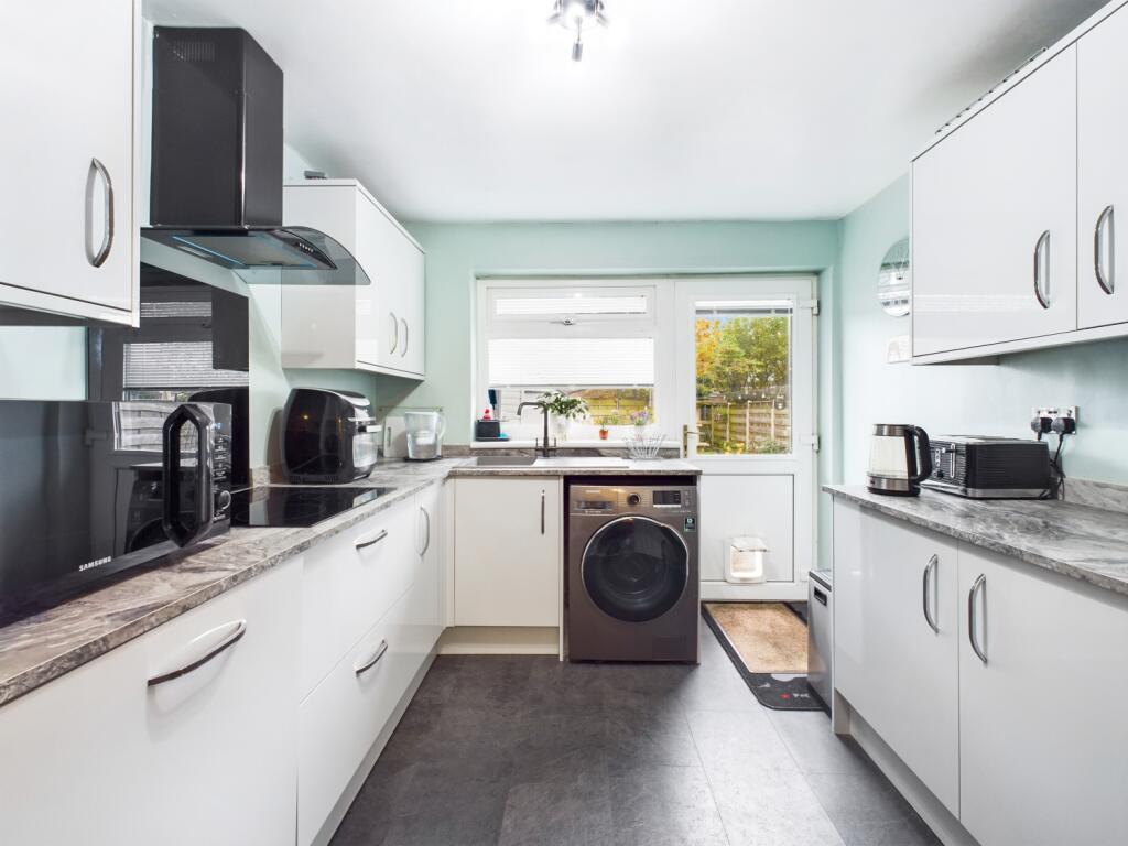 CAM03162G0-PR0178-STILL002