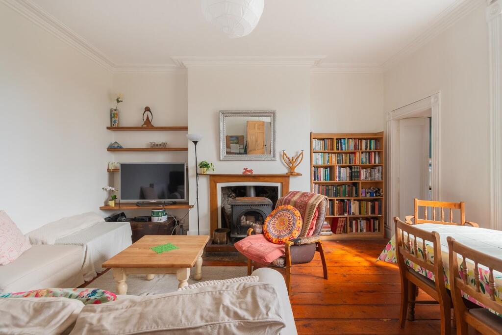 2F6RMR - Reception Room C.jpg