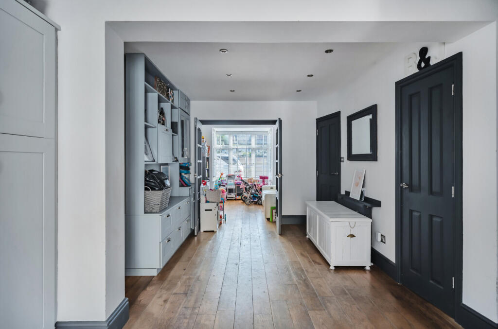 57-681cde74f3416-...