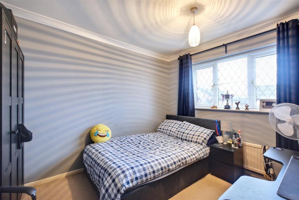Bedroom 2_1.jpeg