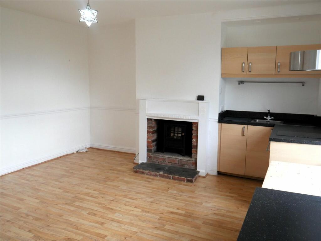 Kitchen / Living