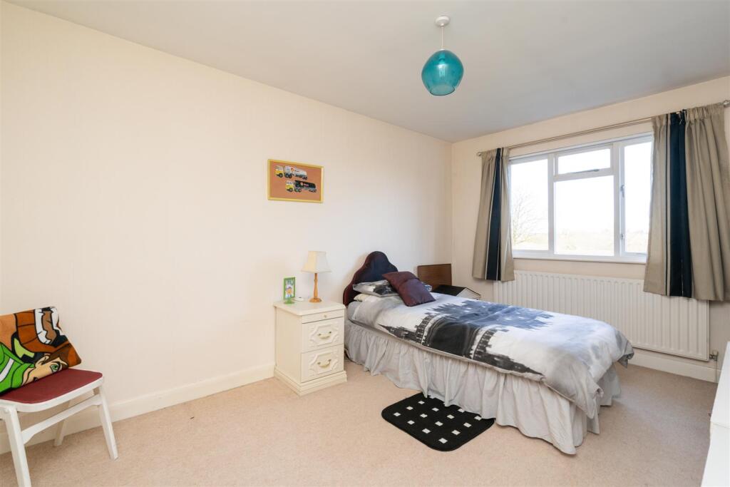 3 Gentleshaw Lane_9.jpg
