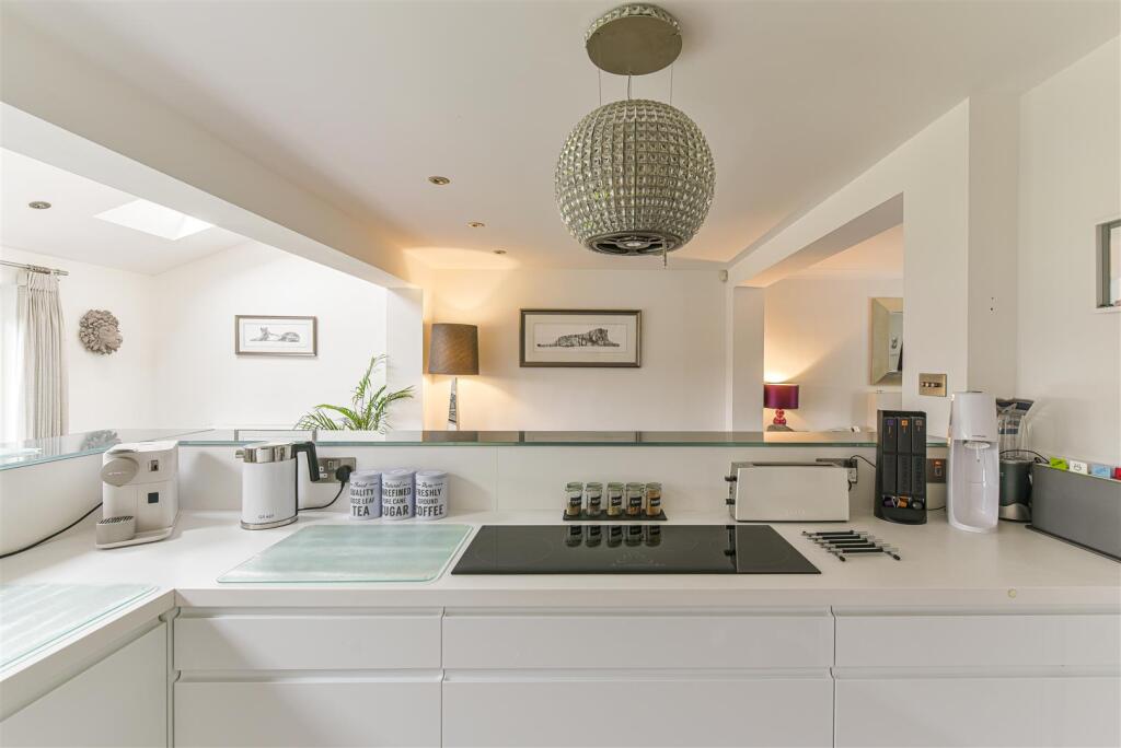 (Clean)  (7 of 17).jpg