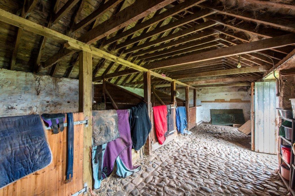 Lot 1 Stable
