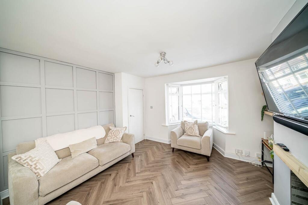 Webbs Estate Agents-2.jpg
