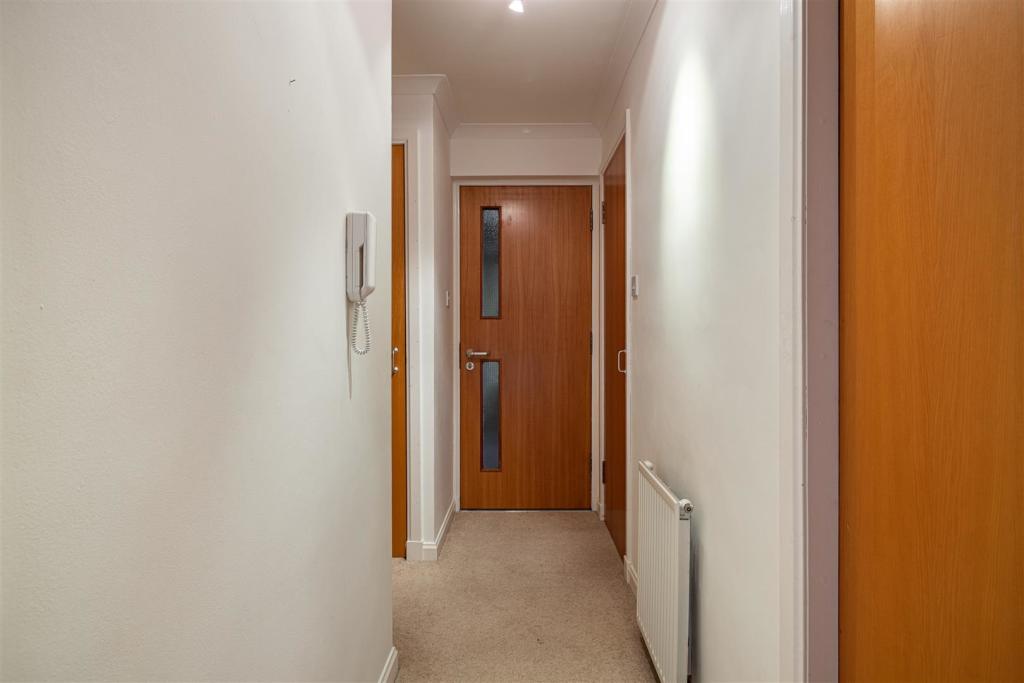 17 Mayfield Garden Kelso 05.JPG