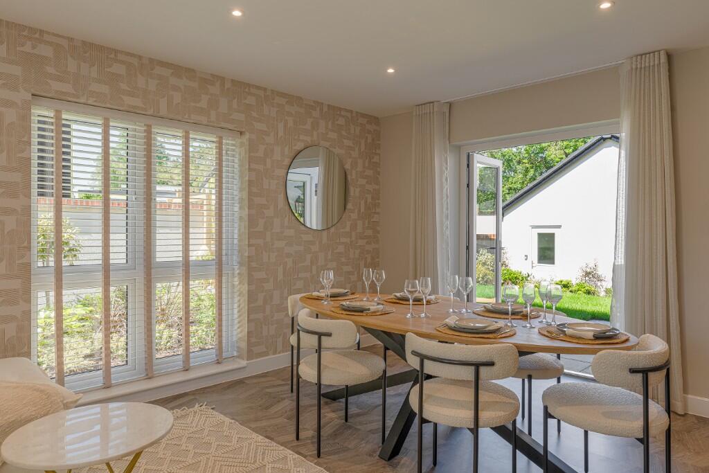 Show Home dining