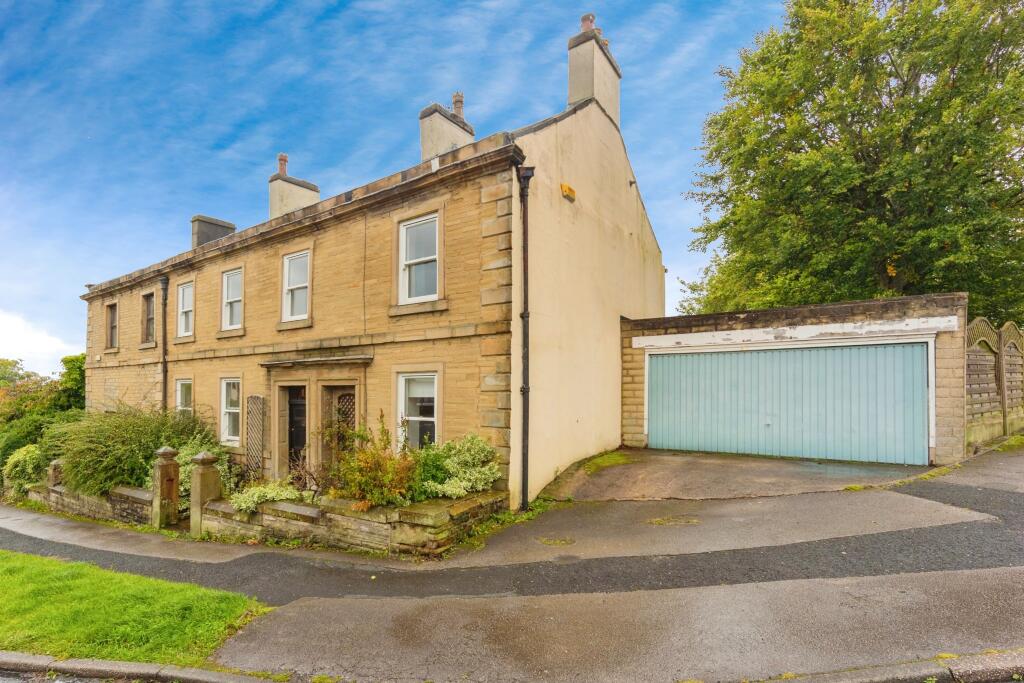 Hadfield Cross, Glossop, SK13