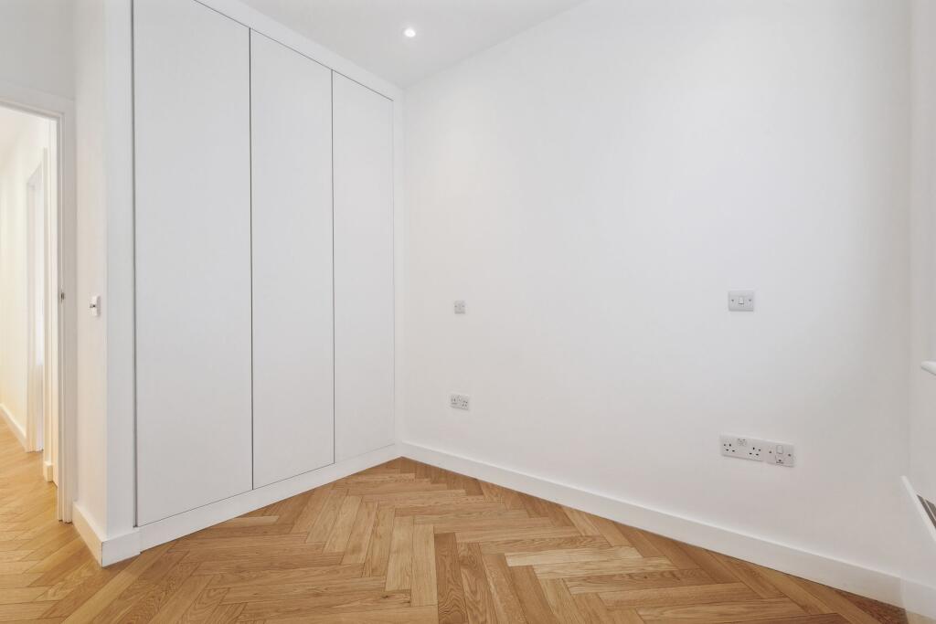 bedroom (example)