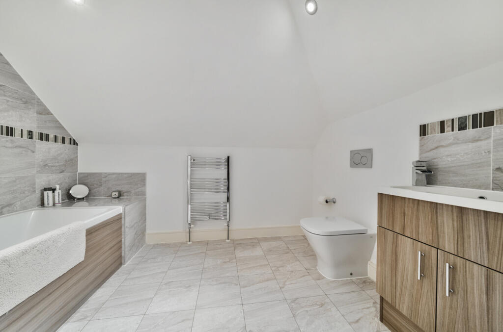 1309481-25-684857...