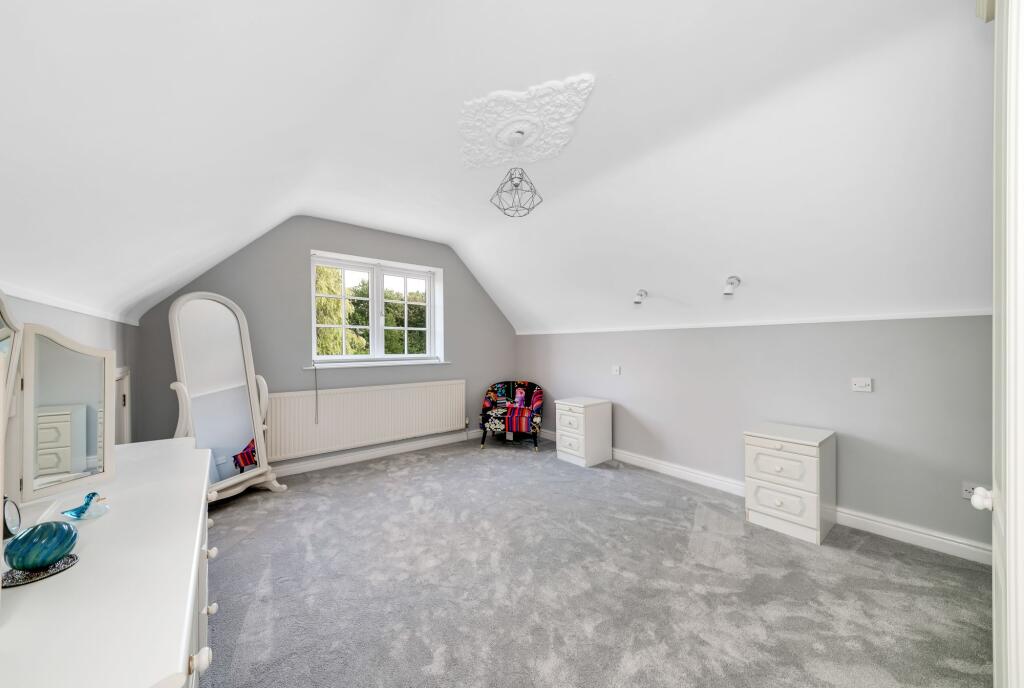 BEDROOM FIVE