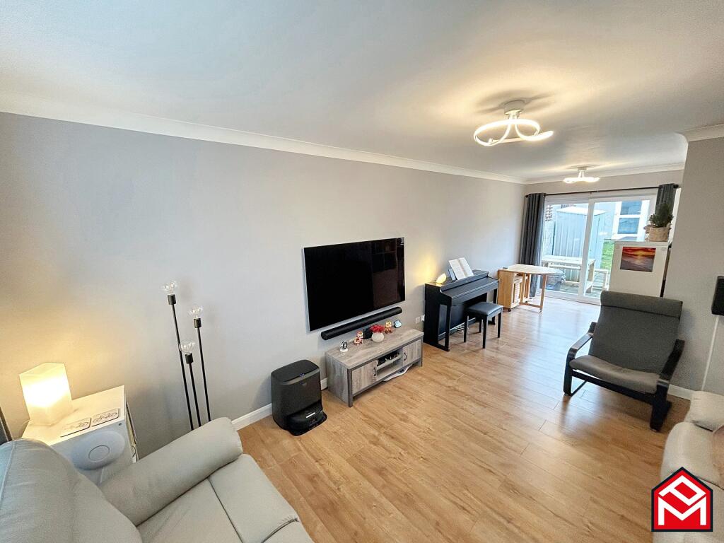 Open Plan Kitchen/ Dining/ Living