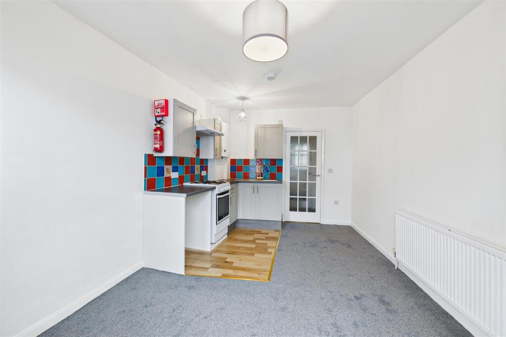 Kitchen/Living room