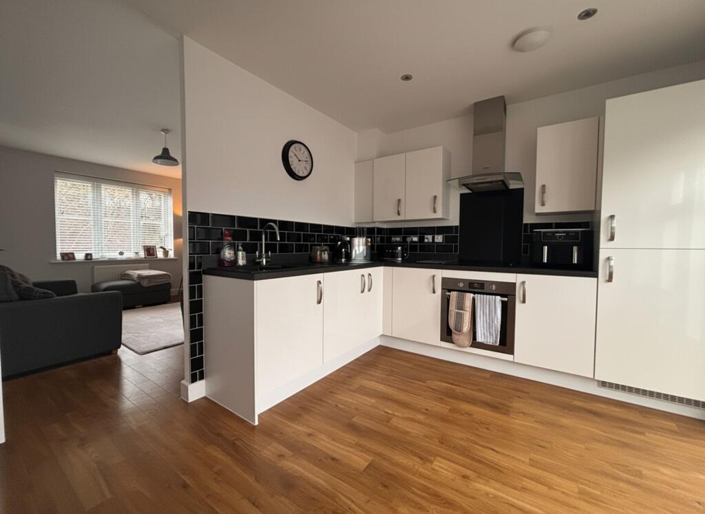 Badger Road, Thornbury, BS35