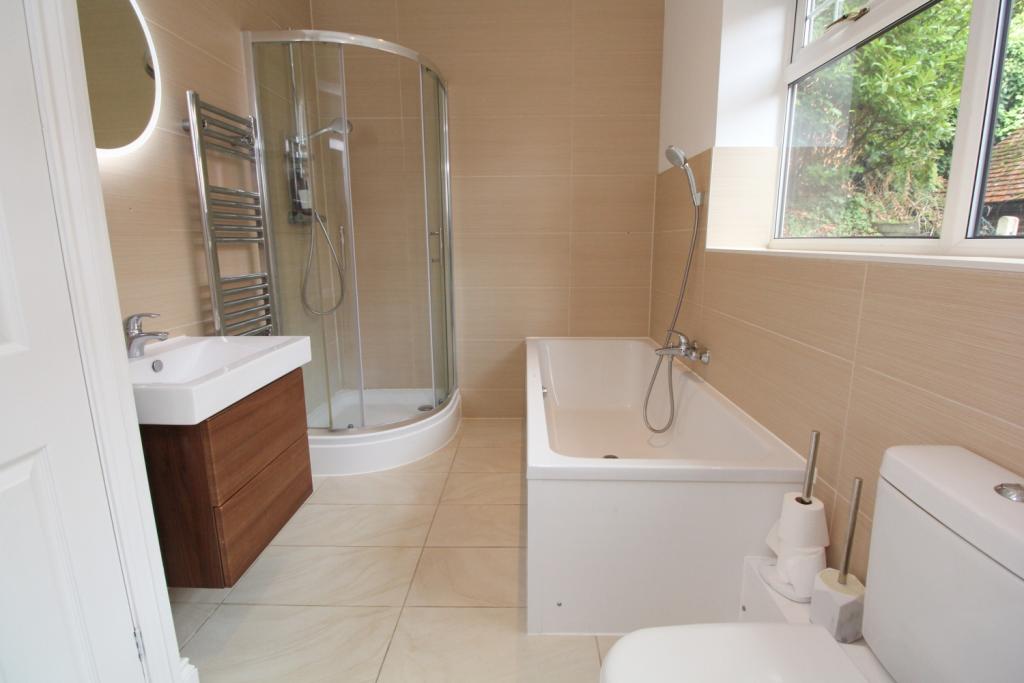 En-Suite Bathroom