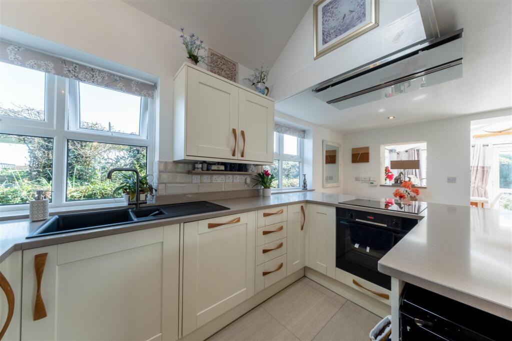 Owl Cottage-007.jpg