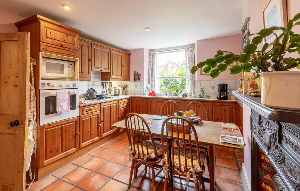 Kitchen / Dining ...