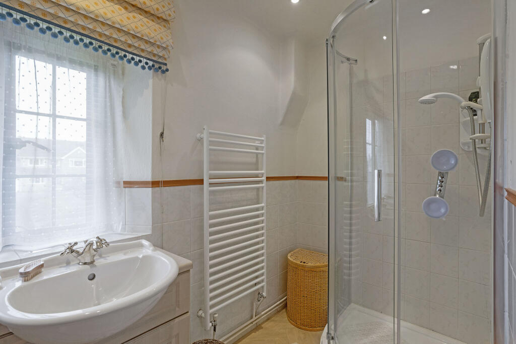 En Suite Shower Room