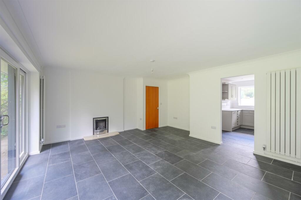 8 Erasmus Way (22 of 40).jpg