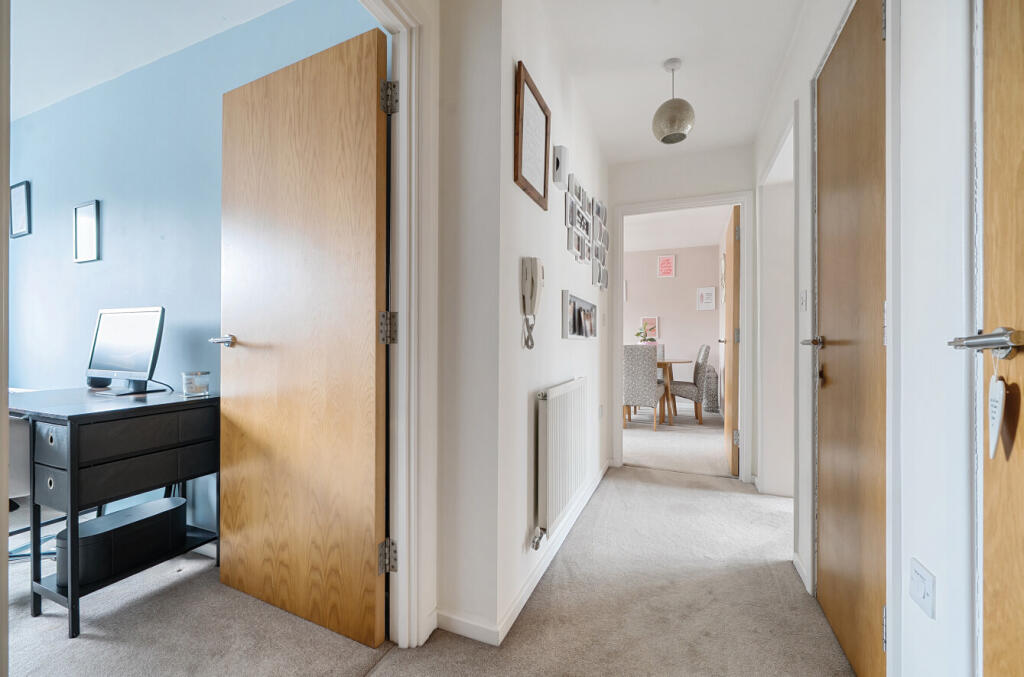 1341637-12-68a593...