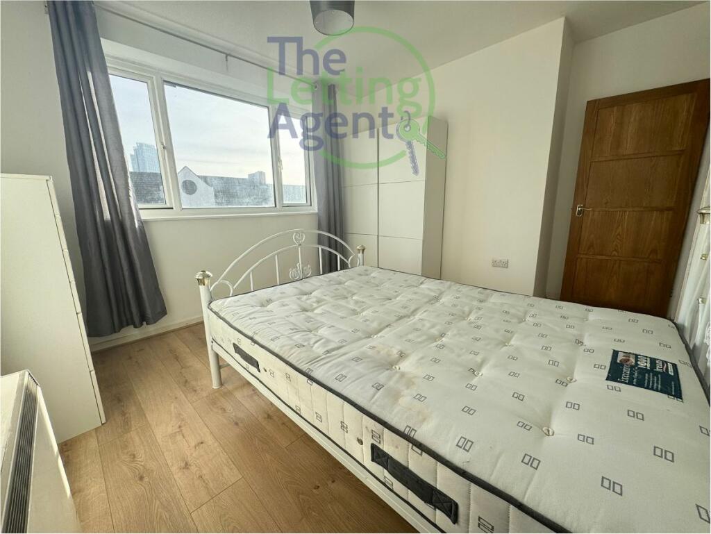 1st Double Bedroom