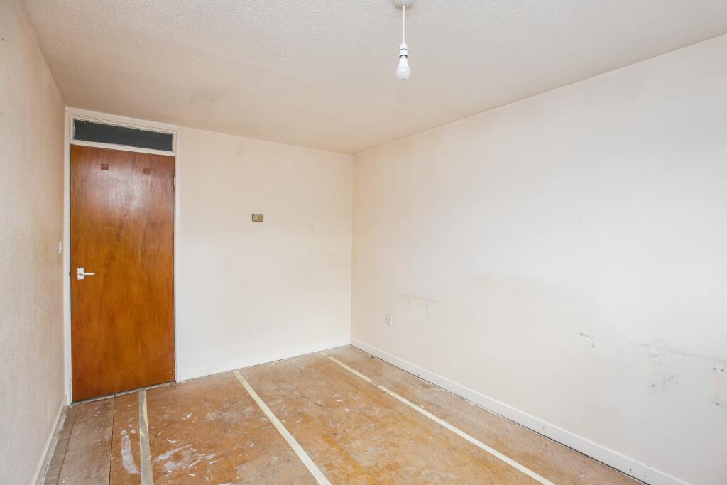 6 Browney Path, Bedford, Bedfordshire, MK41 7XH