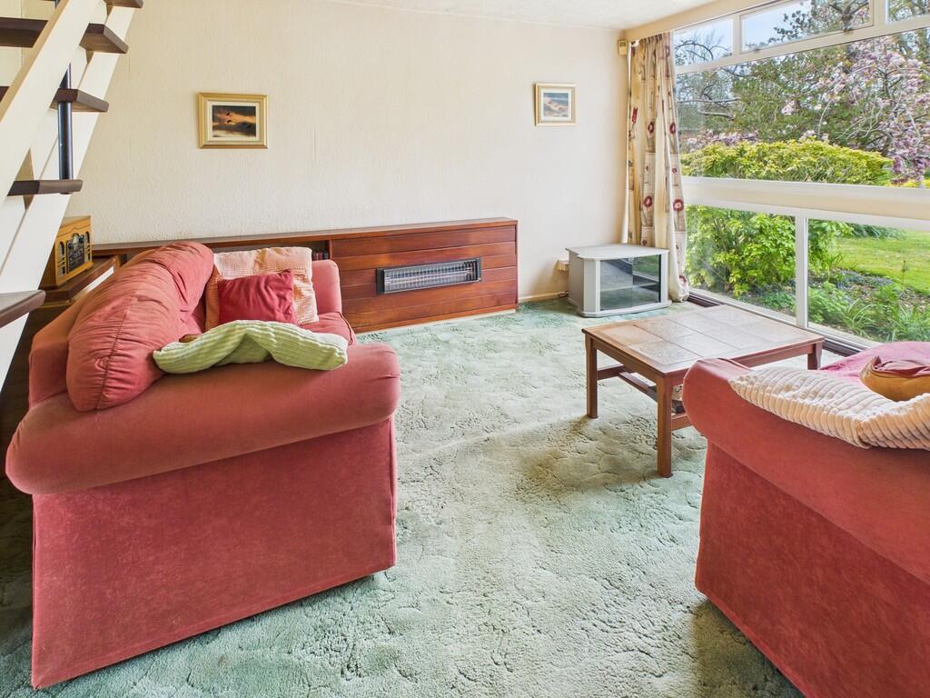 CAM05068G0-PR0015...