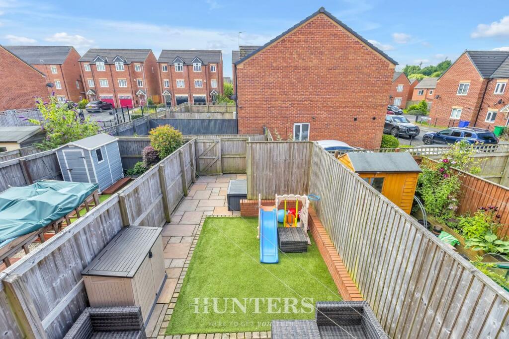 Hexagon Close (11).jpg