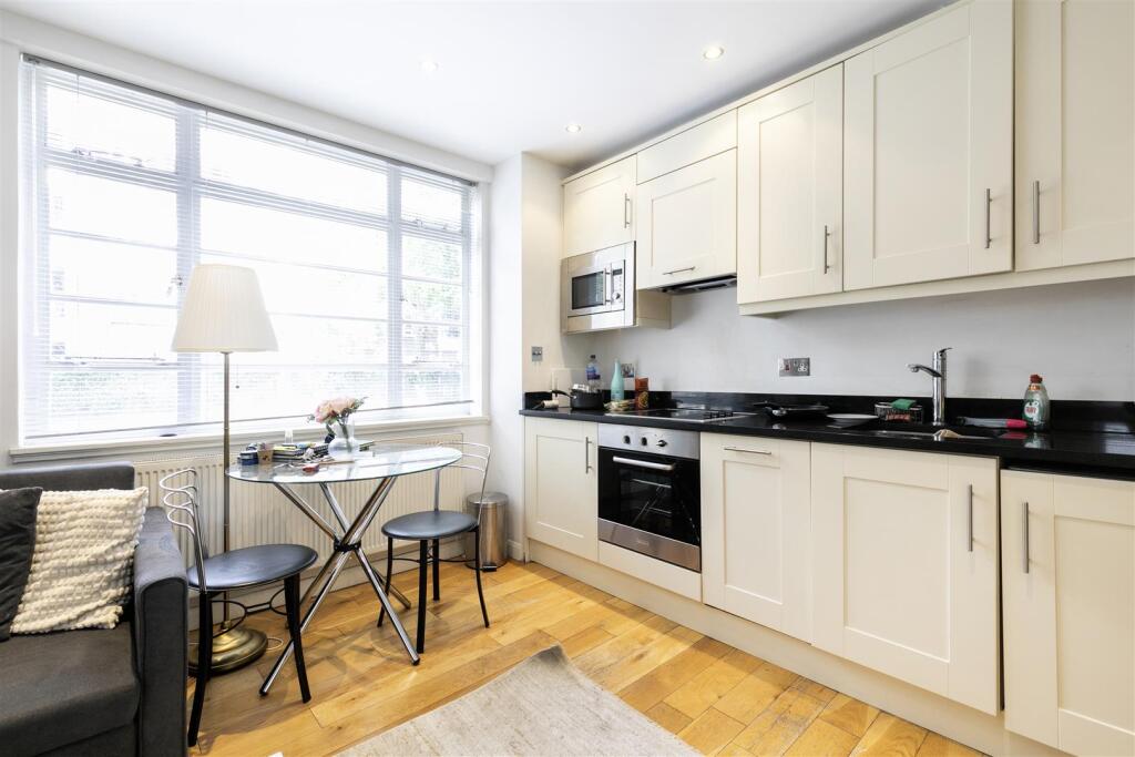 22 Nell Gwyn House -6.jpg