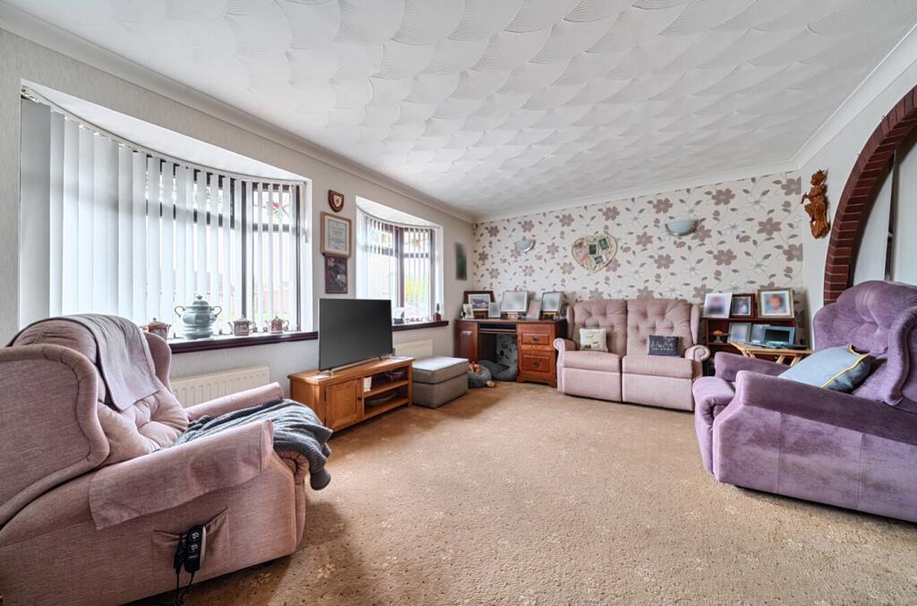 1377094-16-690c8622ee674