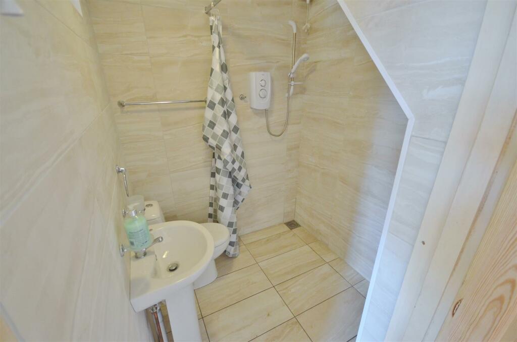 WET ROOM