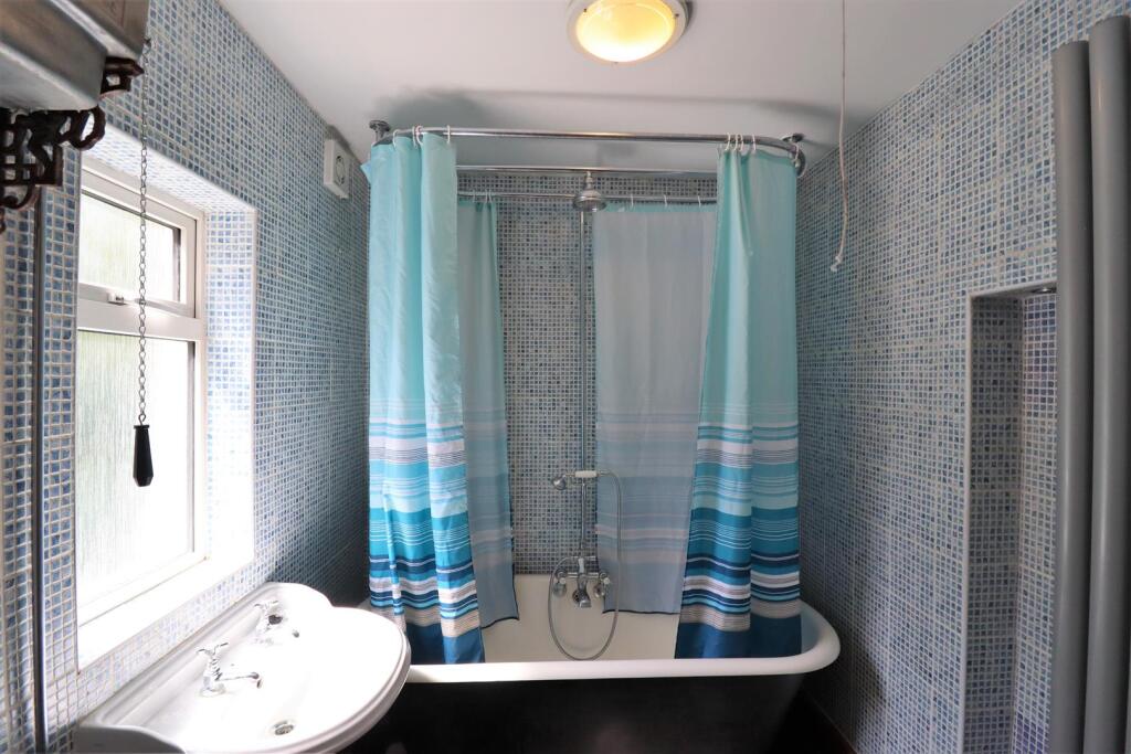 Feature Bathroom