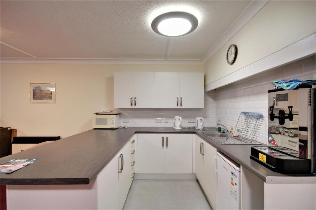 Communal Kitchen.jpg