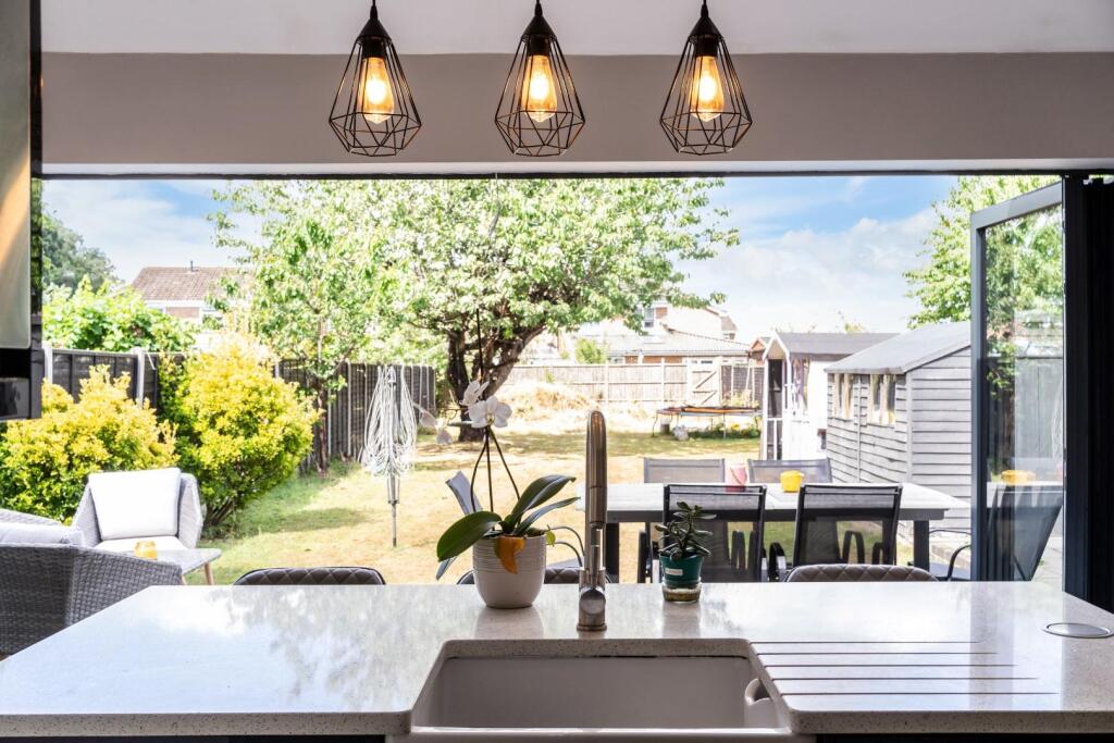 MERLAND RISE (4).jpg