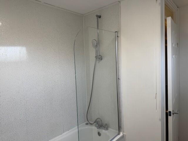 Family Bathroom II