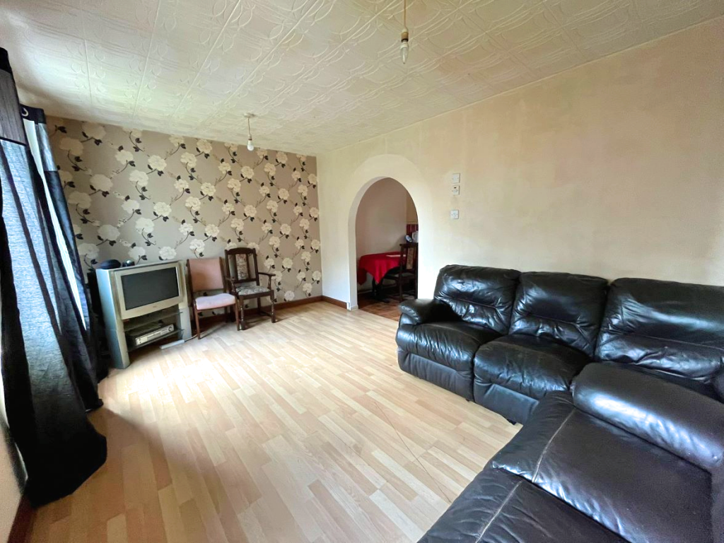 e265d652-e45b-4878-aeca-f429806c0405-fotor-2025...