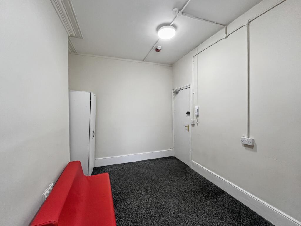 304A High Street, Sutton, Surrey, SM1 1PQ